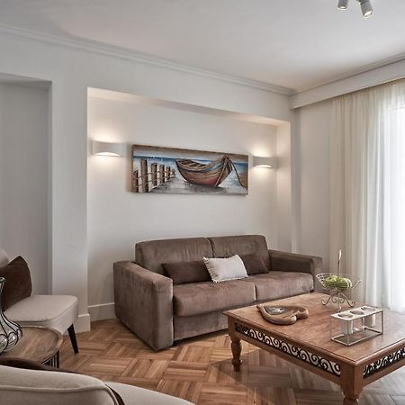 Marvelous N Bright Apt Next To Megaro Mousikis Athen Eksteriør bilde